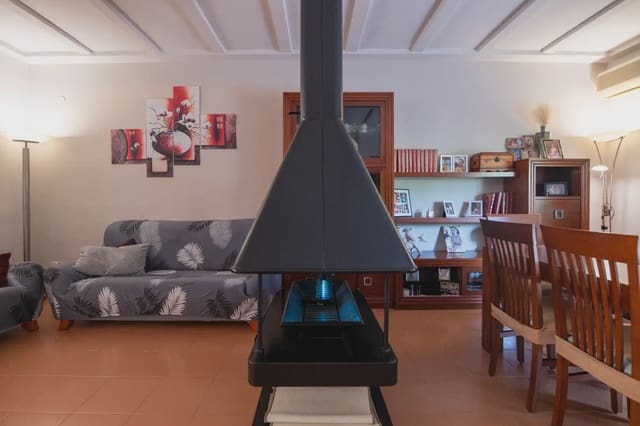 4 Zimmer Villa zu verkaufen in San Antonio de Benagéber mit Pool Garage - 249.342 € (Ref: 9984158)