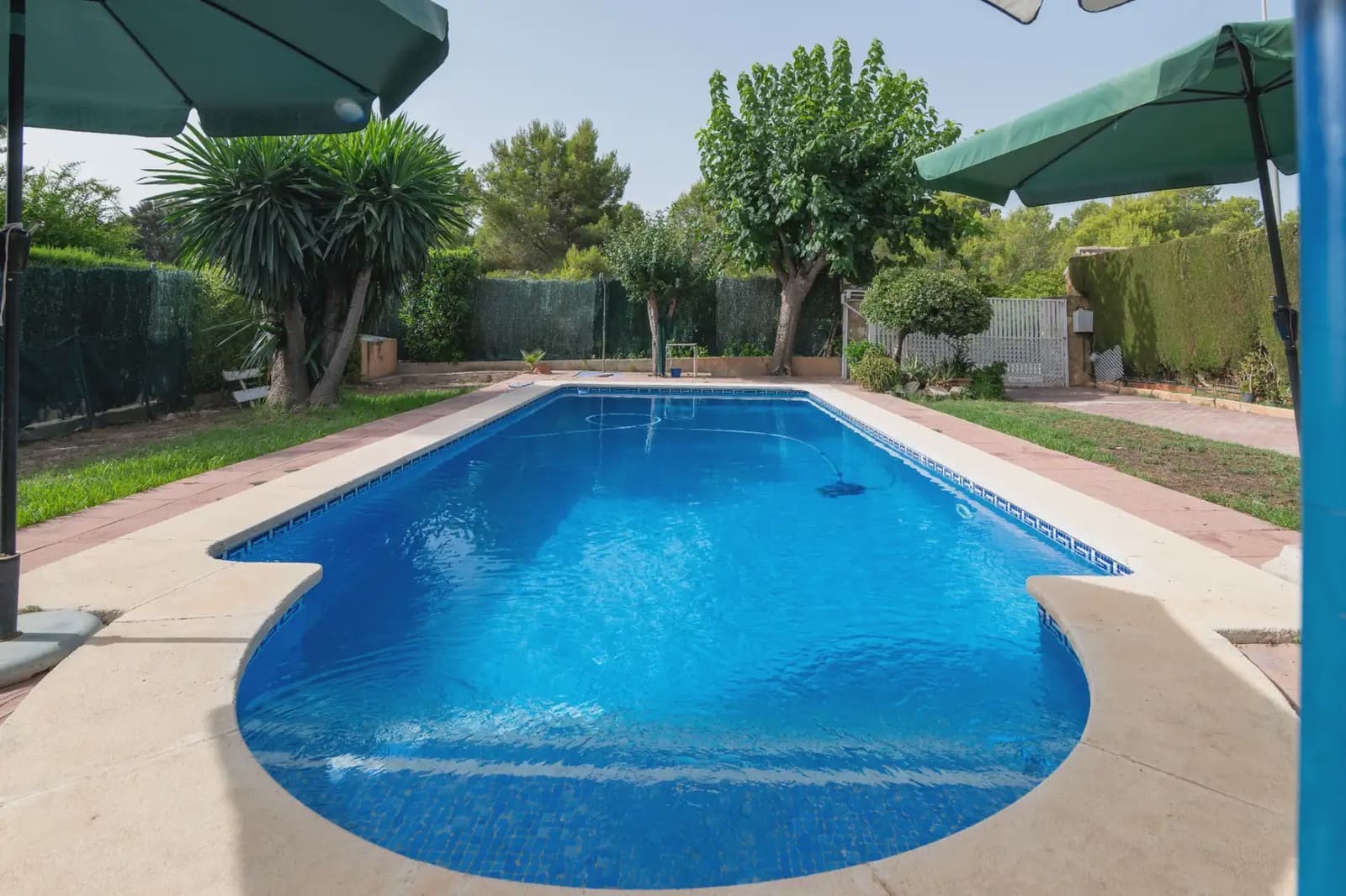 4 Zimmer Villa zu verkaufen in San Antonio de Benageber mit Pool Garage - 249.342 € (Ref: 9984158)