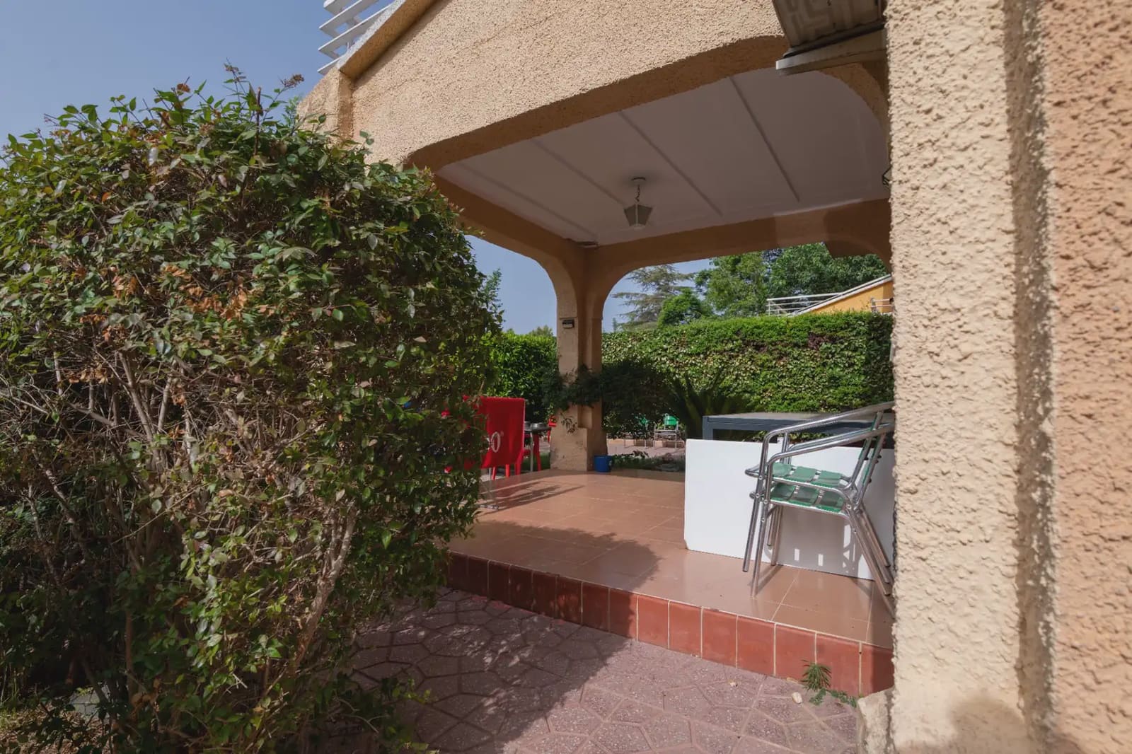 4 Zimmer Villa zu verkaufen in San Antonio de Benageber mit Pool Garage - 249.342 € (Ref: 9984158)