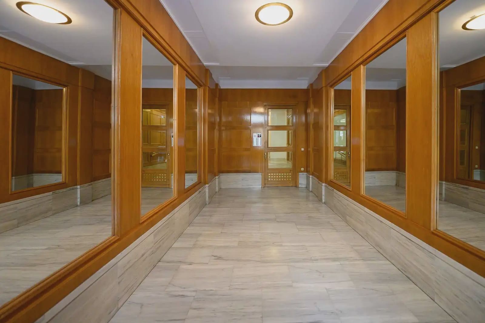 Piso de 2 habitaciones en Donostia-San Sebastián en venta - 512.002 € (Ref: 9989757)