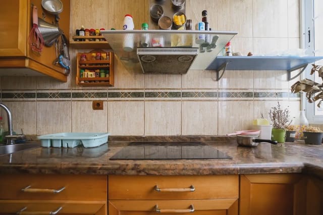 4 soverom Leilighet til salgs i Escaleritas, Las Palmas de Gran Canaria - € 98 247 (Ref: 9991536)