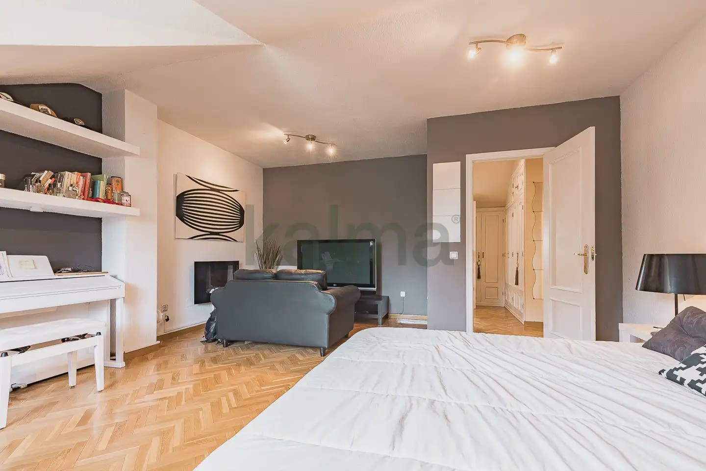 9 slaapkamer Huis te koop in Las Rozas de Madrid met zwembad garage - € 582.549 (Ref: 9991538)