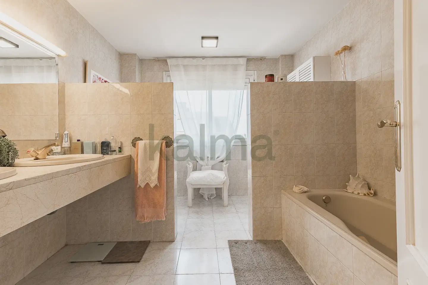 9 slaapkamer Huis te koop in Las Rozas de Madrid met zwembad garage - € 582.549 (Ref: 9991538)