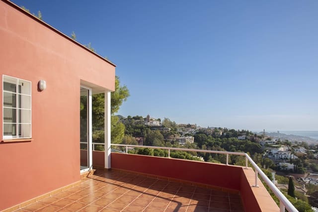 5 camera da letto Villa in vendita in Cerrado de Calderon, Malaga città con piscina garage - 1.650.000 € (Rif: 9899968)