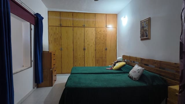 3 bedroom Townhouse for sale in Granadilla de Abona with garage - € 300,000 (Ref: 9882449)