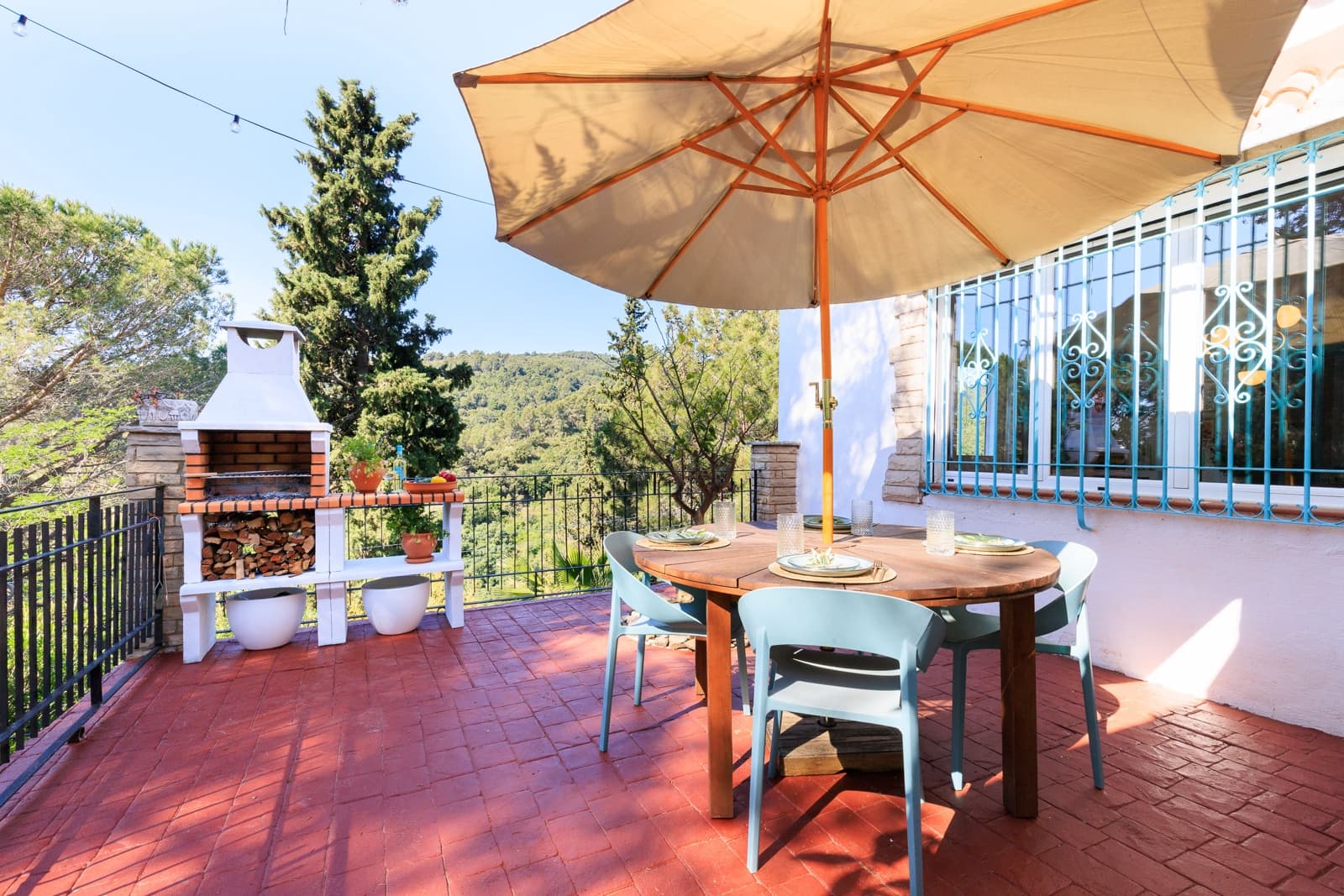 6 bedroom Finca/Country House for sale in L'Albiol with pool - € 819,000 (Ref: 9877536)