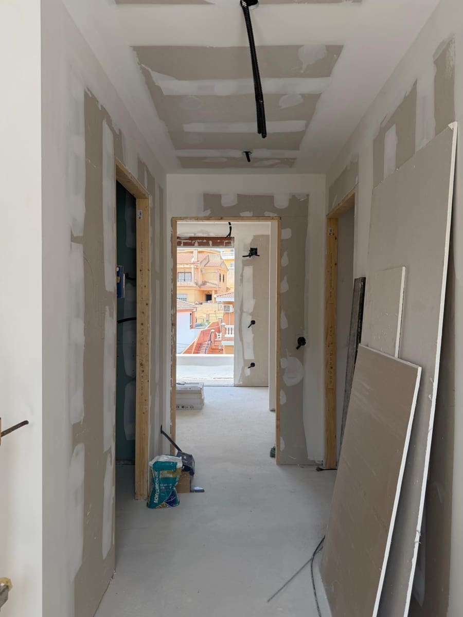 Chalet de 4 habitaciones en Málaga ciudad en venta con piscina garaje - 825.000 € (Ref: 9877595)