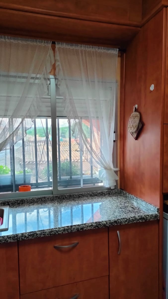3 chambre Villa/Maison à vendre à Purullena avec garage - 175 000 € (Ref: 9877596)
