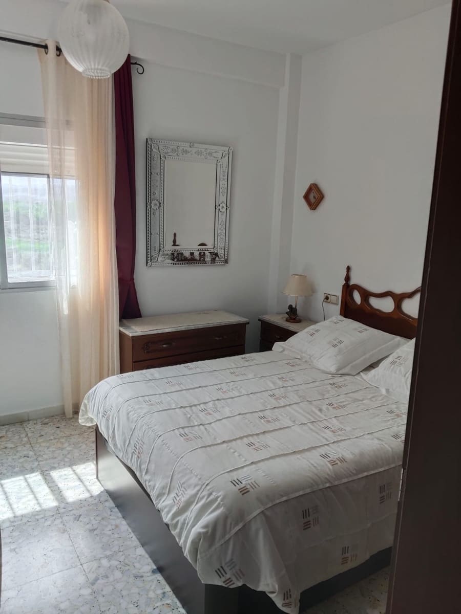 3 chambre Villa/Maison à vendre à Purullena avec garage - 175 000 € (Ref: 9877596)