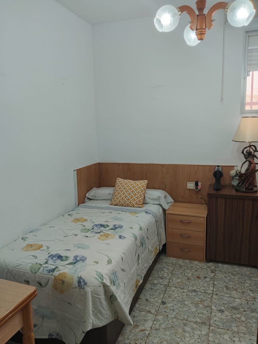 3 chambre Villa/Maison à vendre à Purullena avec garage - 175 000 € (Ref: 9877596)