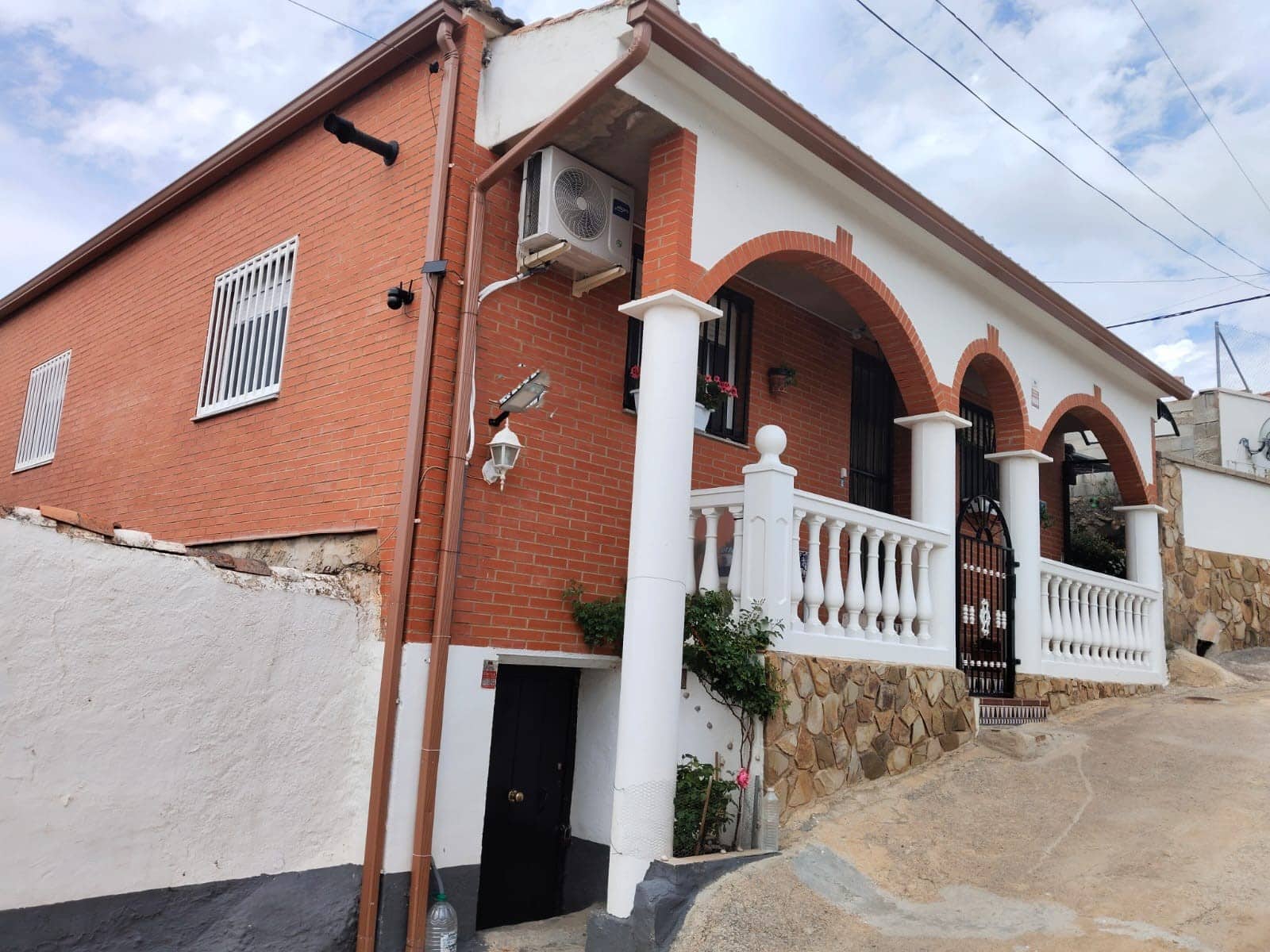 3 chambre Villa/Maison à vendre à Purullena avec garage - 175 000 € (Ref: 9877596)