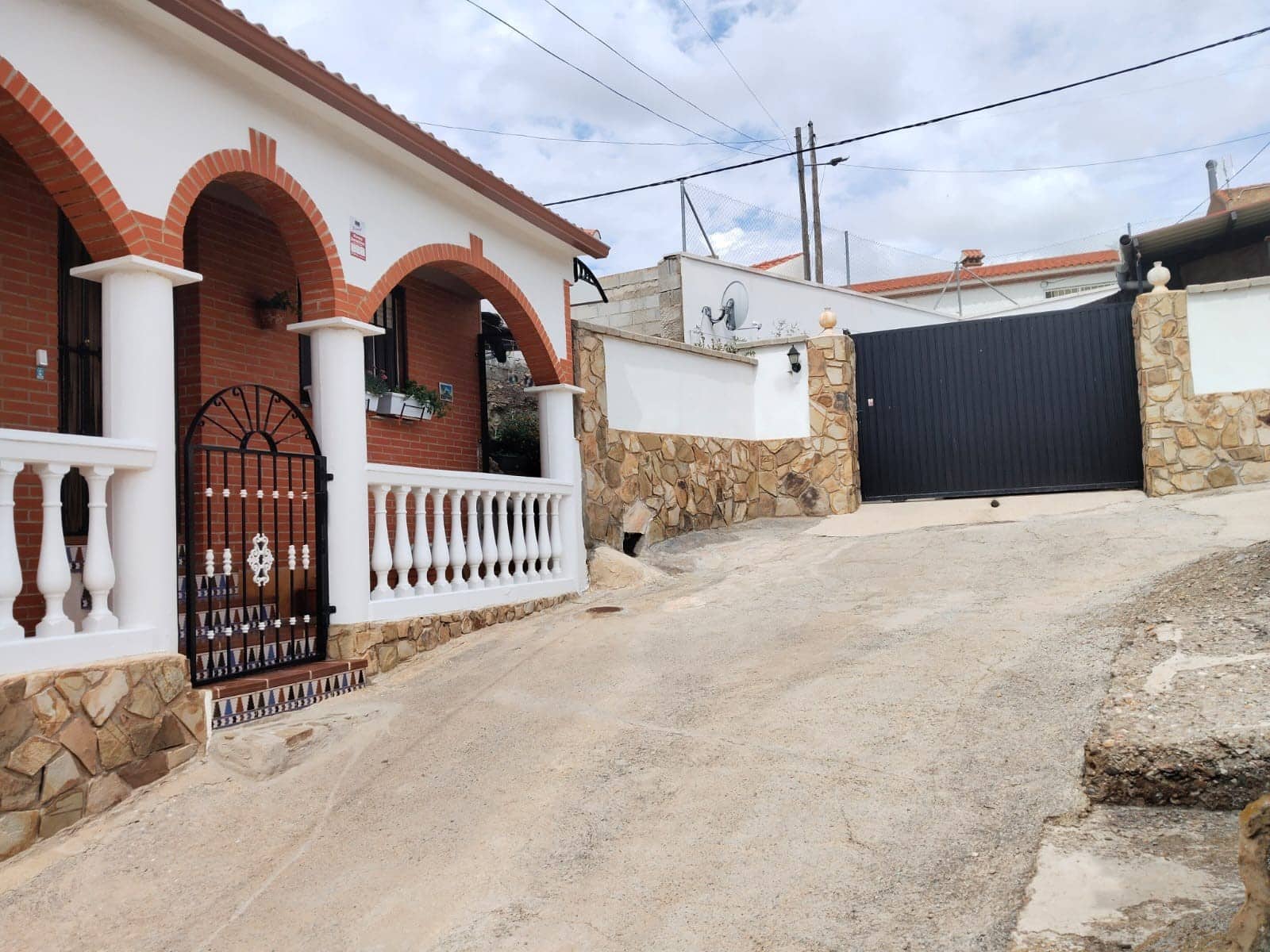 3 chambre Villa/Maison à vendre à Purullena avec garage - 175 000 € (Ref: 9877596)