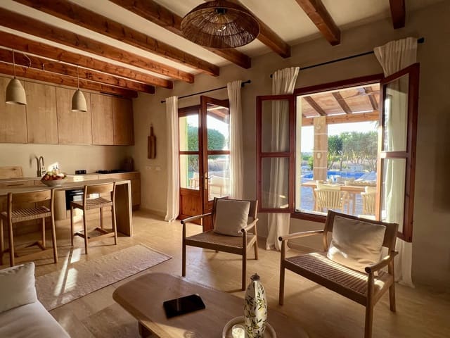 2 chambre Finca/Maison de Campagne à vendre à Manacor avec piscine garage - 939 000 € (Ref: 9883601)