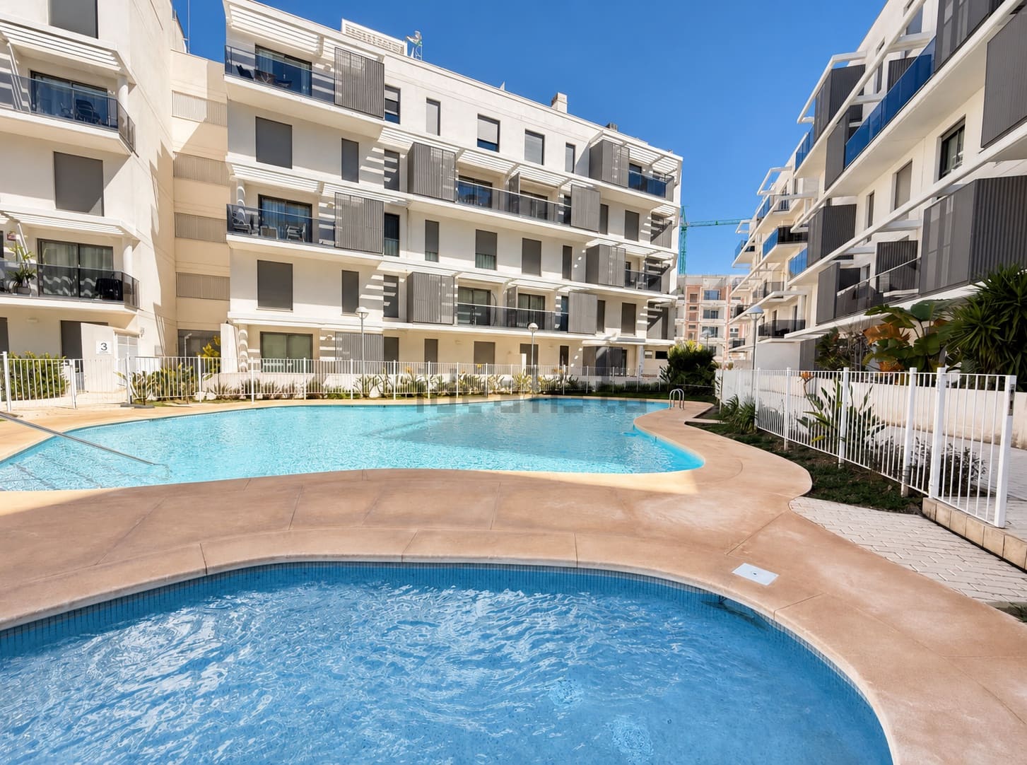 Ático de 3 habitaciones en Dénia en venta con piscina garaje - 570.000 € (Ref: 10011063)