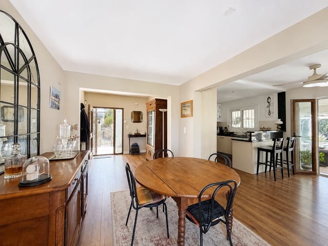 4 Zimmer Villa zu verkaufen in Dénia mit Pool Garage - 850.000 € (Ref: 10042530)