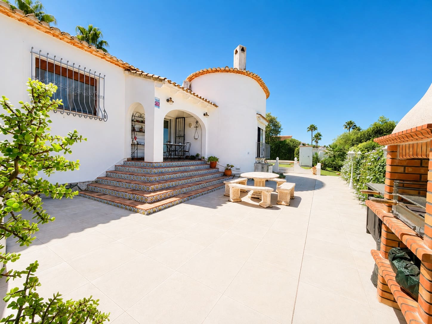 4 Zimmer Villa zu verkaufen in Denia mit Pool Garage - 850.000 € (Ref: 10042530)