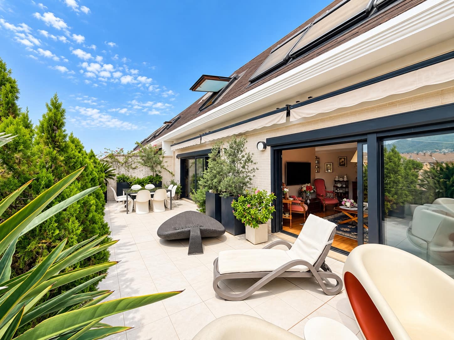 Ático de 4 habitaciones en Dénia en venta con garaje - 875.000 € (Ref: 10058001)