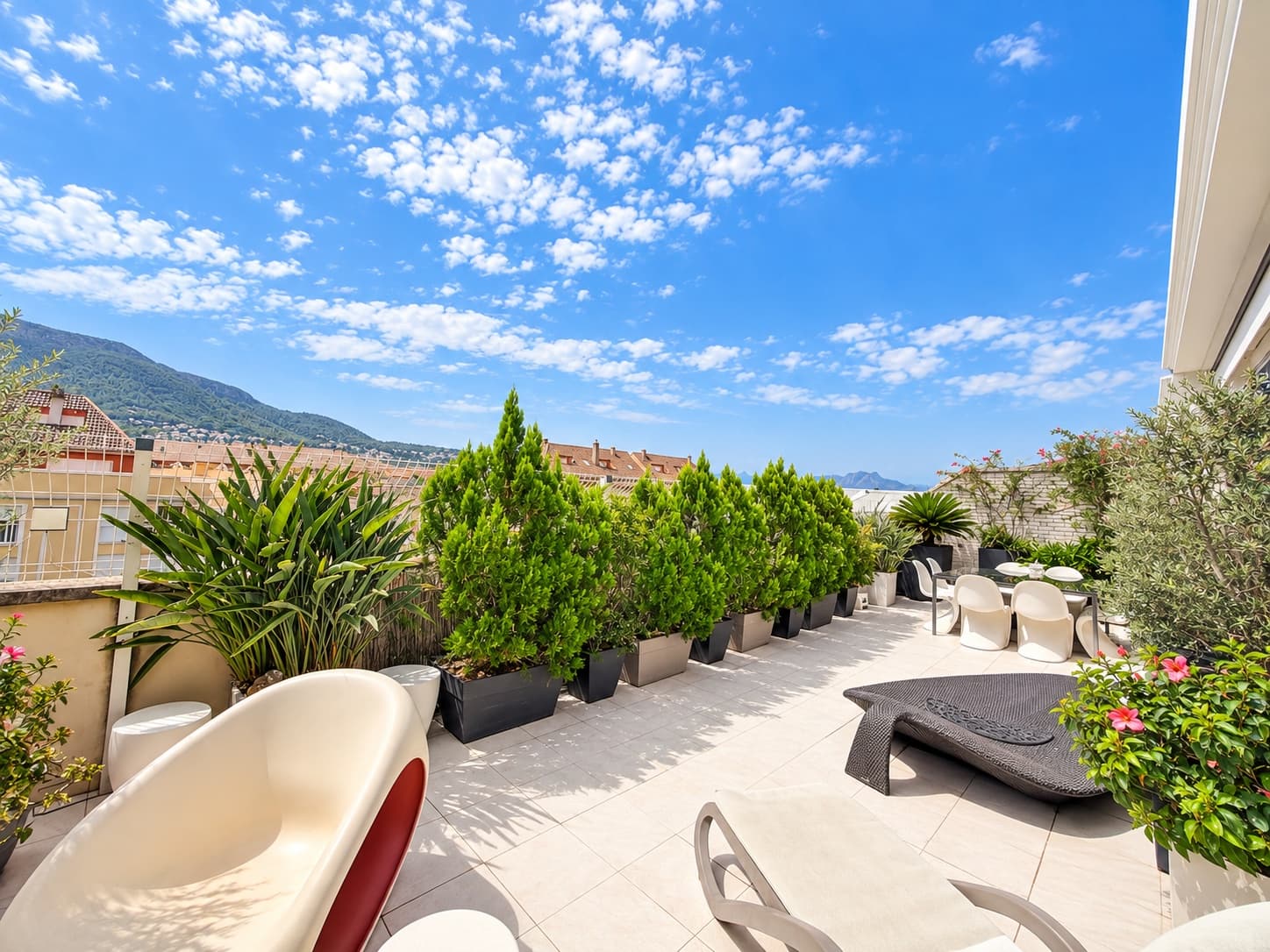 Ático de 4 habitaciones en Dénia en venta con garaje - 875.000 € (Ref: 10058001)