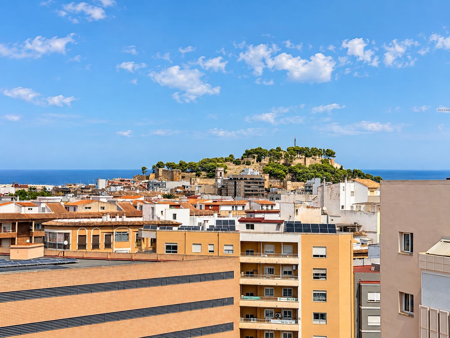 Ático de 4 habitaciones en Dénia en venta con garaje - 875.000 € (Ref: 10058001)
