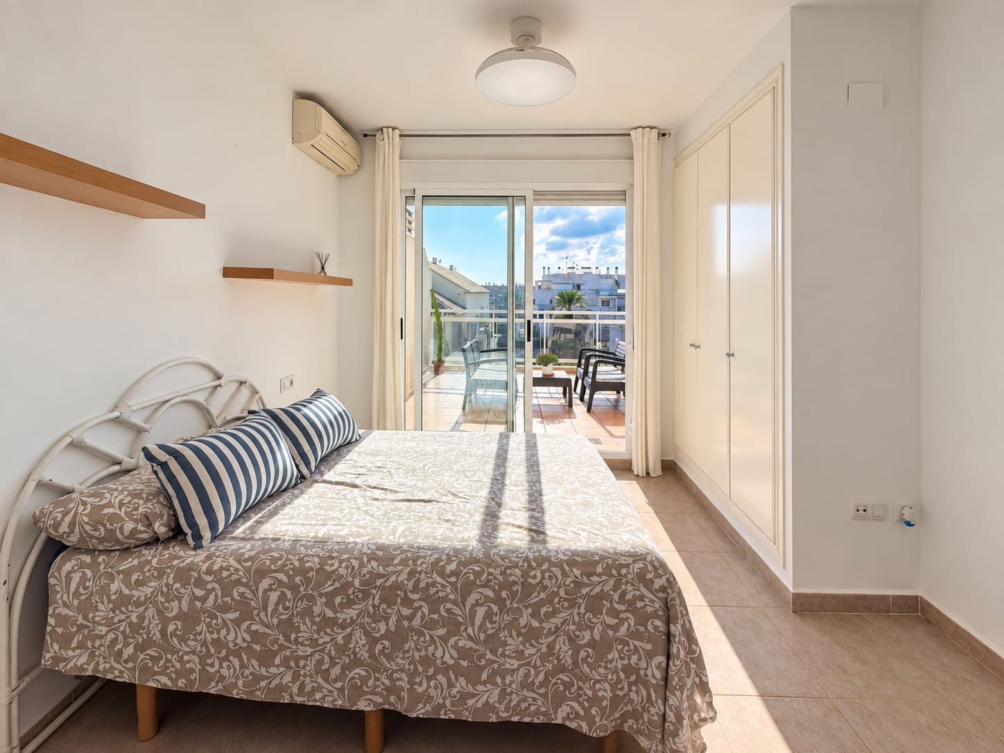2 Zimmer Penthouse zu verkaufen in Denia mit Pool Garage - 380.000 € (Ref: 10118811)