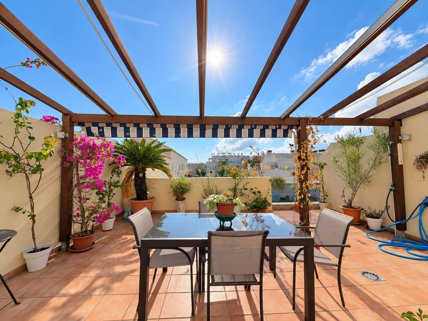 2 Zimmer Penthouse zu verkaufen in Denia mit Pool Garage - 380.000 € (Ref: 10118811)