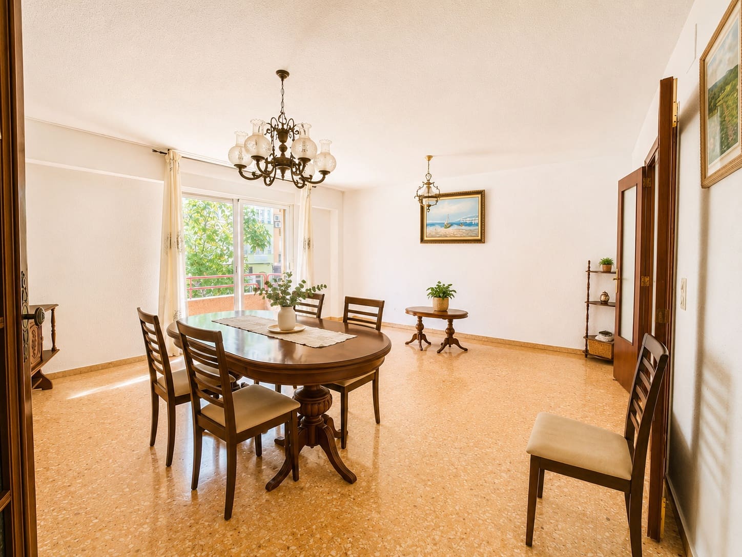 Piso de 3 habitaciones en Dénia en venta - 220.000 € (Ref: 9918857)