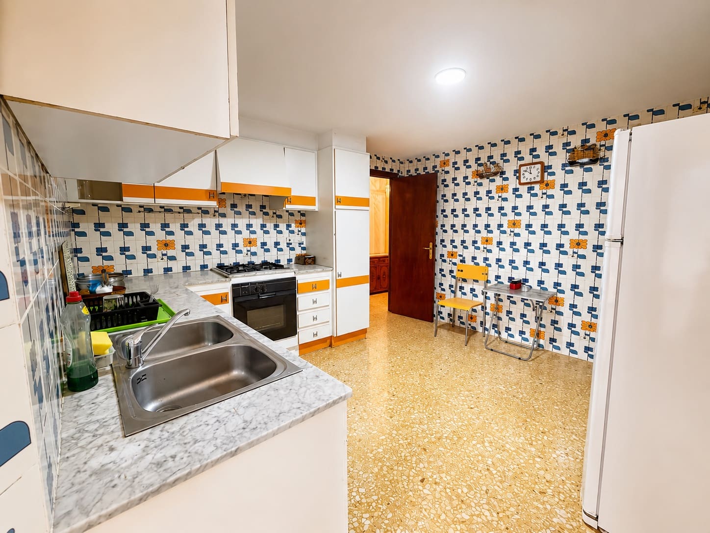 Piso de 3 habitaciones en Dénia en venta - 220.000 € (Ref: 9918857)