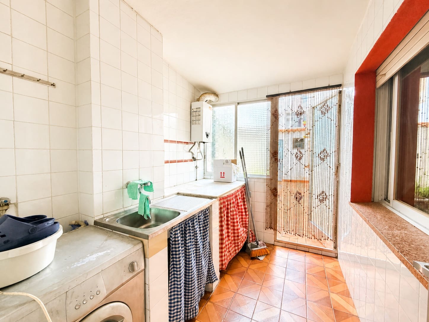Piso de 3 habitaciones en Dénia en venta - 220.000 € (Ref: 9918857)