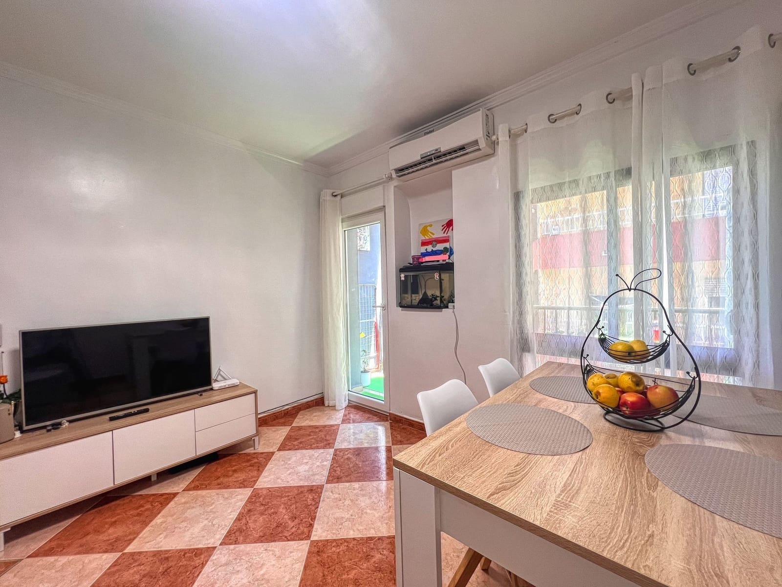 2 makuuhuone Asunto myytävänä paikassa Denia - 169 000 € (Ref: 9918858)