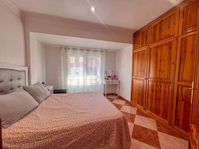 2 makuuhuone Asunto myytävänä paikassa Dénia - 169 000 € (Ref: 9918858)