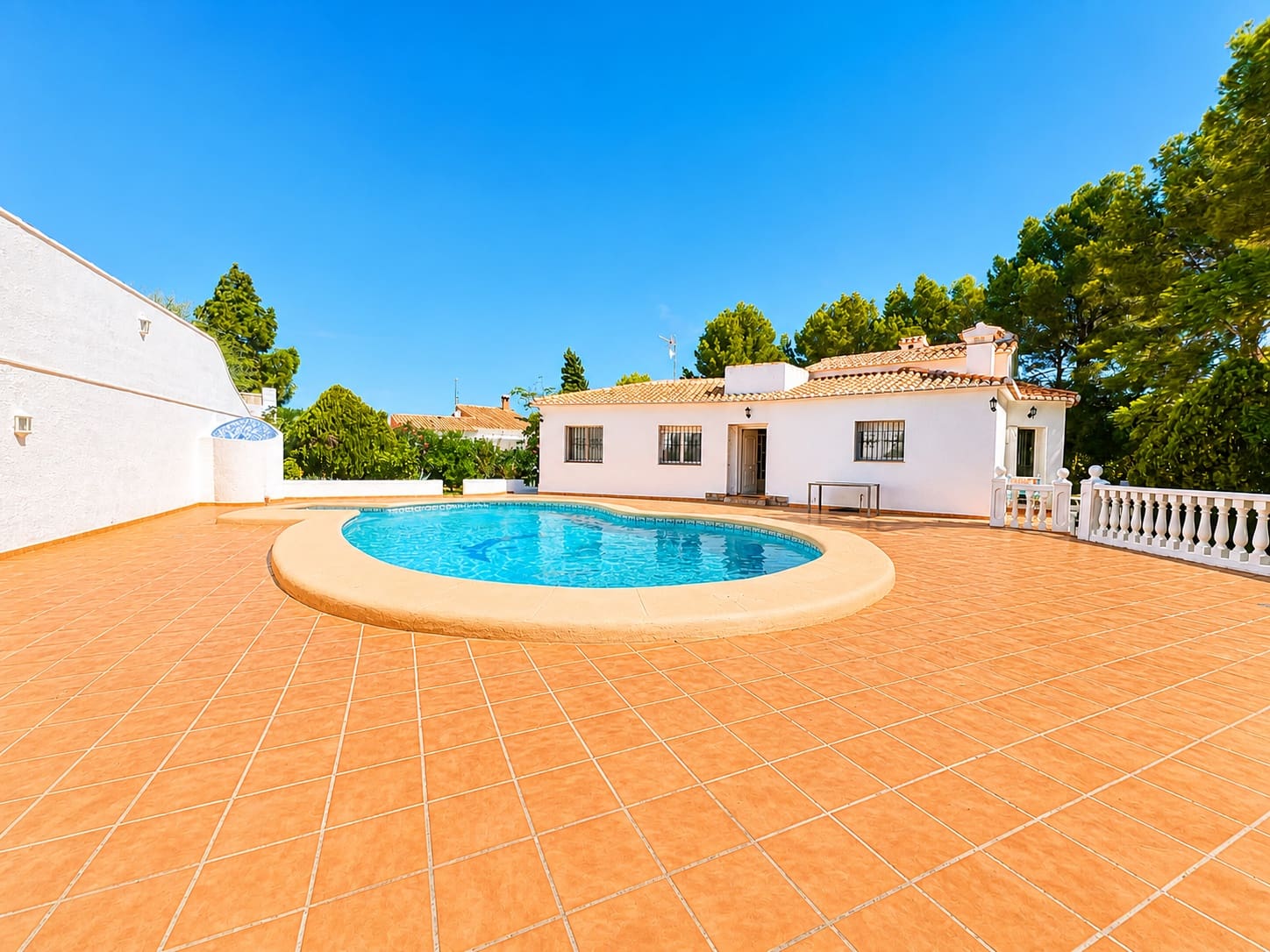 3 quarto Moradia para venda em Denia com piscina garagem - 485 000 € (Ref: 9918860)