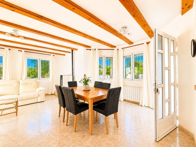 3 quarto Moradia para venda em Dénia com piscina garagem - 485 000 € (Ref: 9918860)
