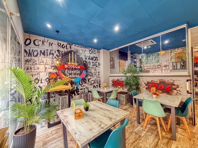 Commercieel te huur in Dénia - € 1.200 (Ref: 9918861)