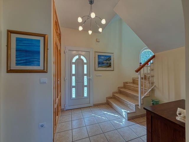 3 chambre Villa/Maison à vendre à Dénia avec piscine garage - 725 000 € (Ref: 9918863)