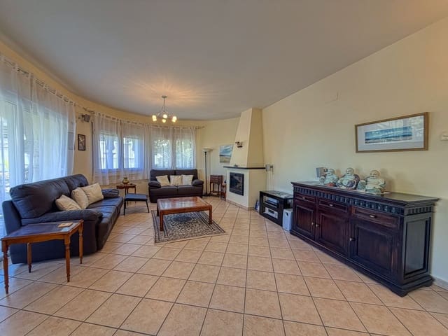 3 chambre Villa/Maison à vendre à Dénia avec piscine garage - 725 000 € (Ref: 9918863)