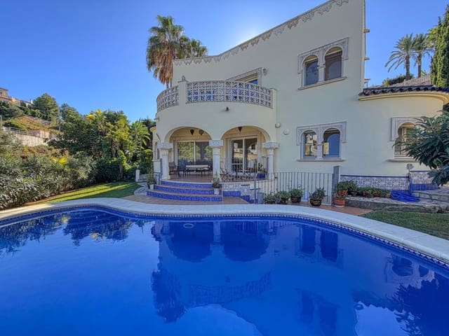 3 chambre Villa/Maison à vendre à Dénia avec piscine garage - 725 000 € (Ref: 9918863)