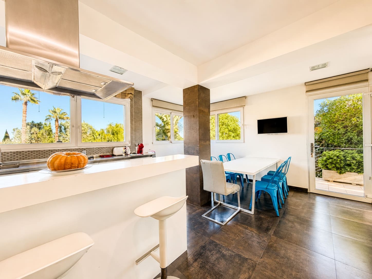 4 Zimmer Villa zu verkaufen in Denia mit Pool Garage - 1.350.000 € (Ref: 9918864)