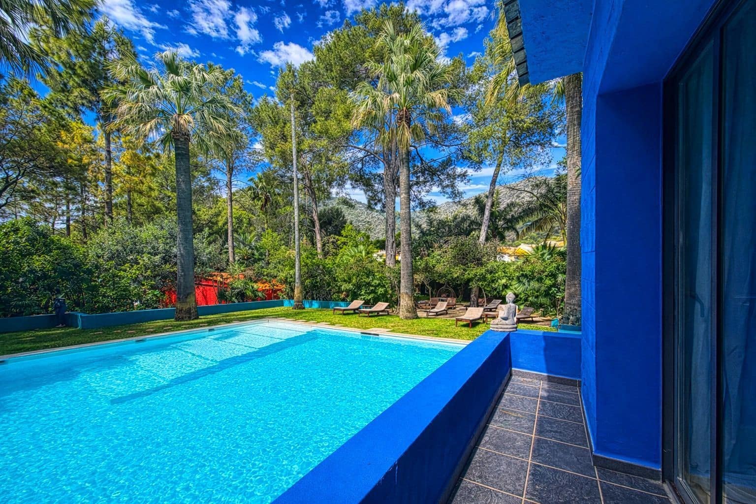 11 bedroom Villa for sale in Sagra with pool garage - € 1,950,000 (Ref: 9918866)