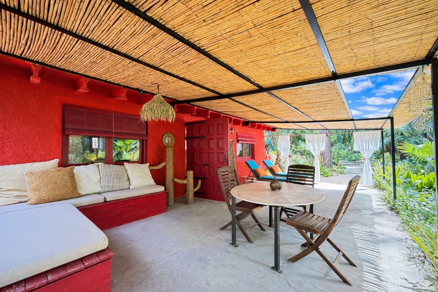 11 bedroom Villa for sale in Sagra with pool garage - € 1,950,000 (Ref: 9918866)