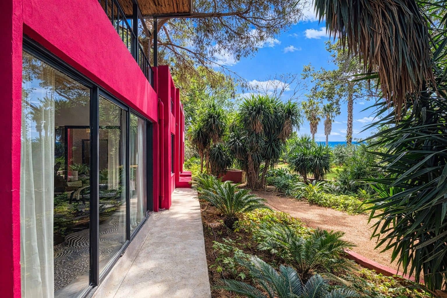 11 bedroom Villa for sale in Sagra with pool garage - € 1,950,000 (Ref: 9918866)