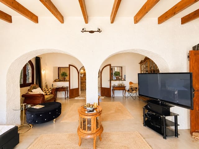 4 soveværelse Villa til salg i Javea / Xàbia med swimmingpool garage - € 750.000 (Ref: 9919785)