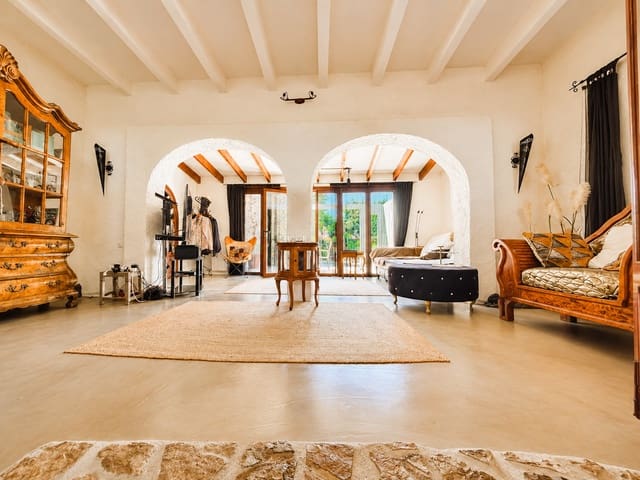 4 soveværelse Villa til salg i Javea / Xàbia med swimmingpool garage - € 750.000 (Ref: 9919785)