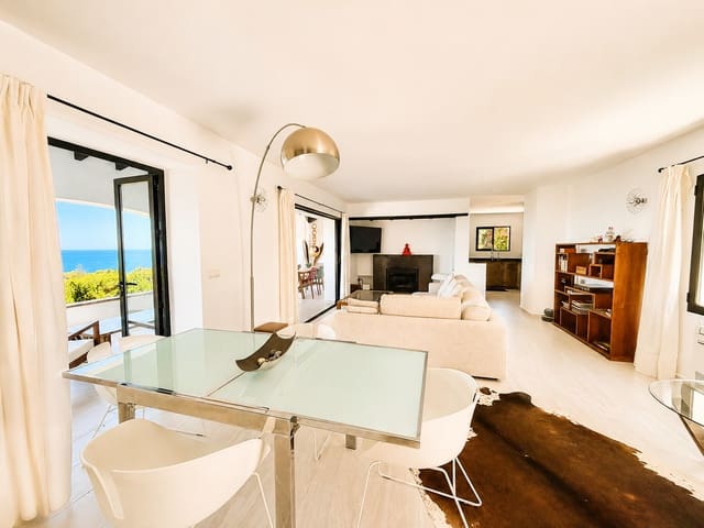 4 soverom Villa til salgs i Dénia med svømmebasseng garasje - € 1 460 000 (Ref: 9933623)