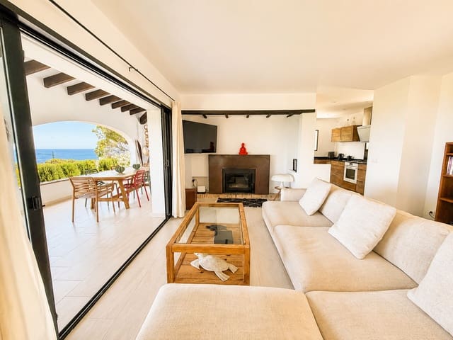 4 soverom Villa til salgs i Dénia med svømmebasseng garasje - € 1 460 000 (Ref: 9933623)