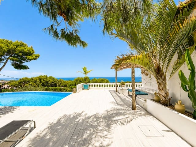 4 soverom Villa til salgs i Dénia med svømmebasseng garasje - € 1 460 000 (Ref: 9933623)
