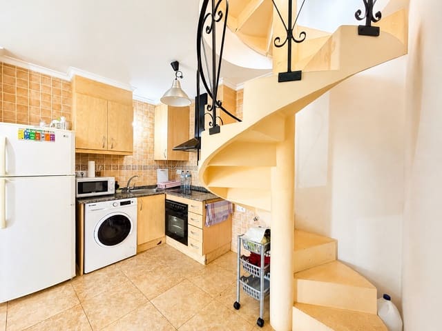 2 soverom Leilighet til leie i Beniarbeig - € 750 (Ref: 9986423)