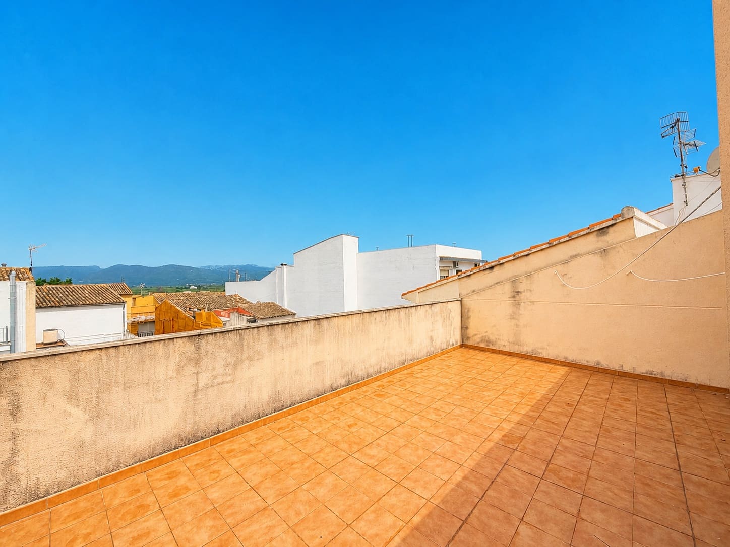 2 soverom Leilighet til leie i Beniarbeig - € 750 (Ref: 9986423)
