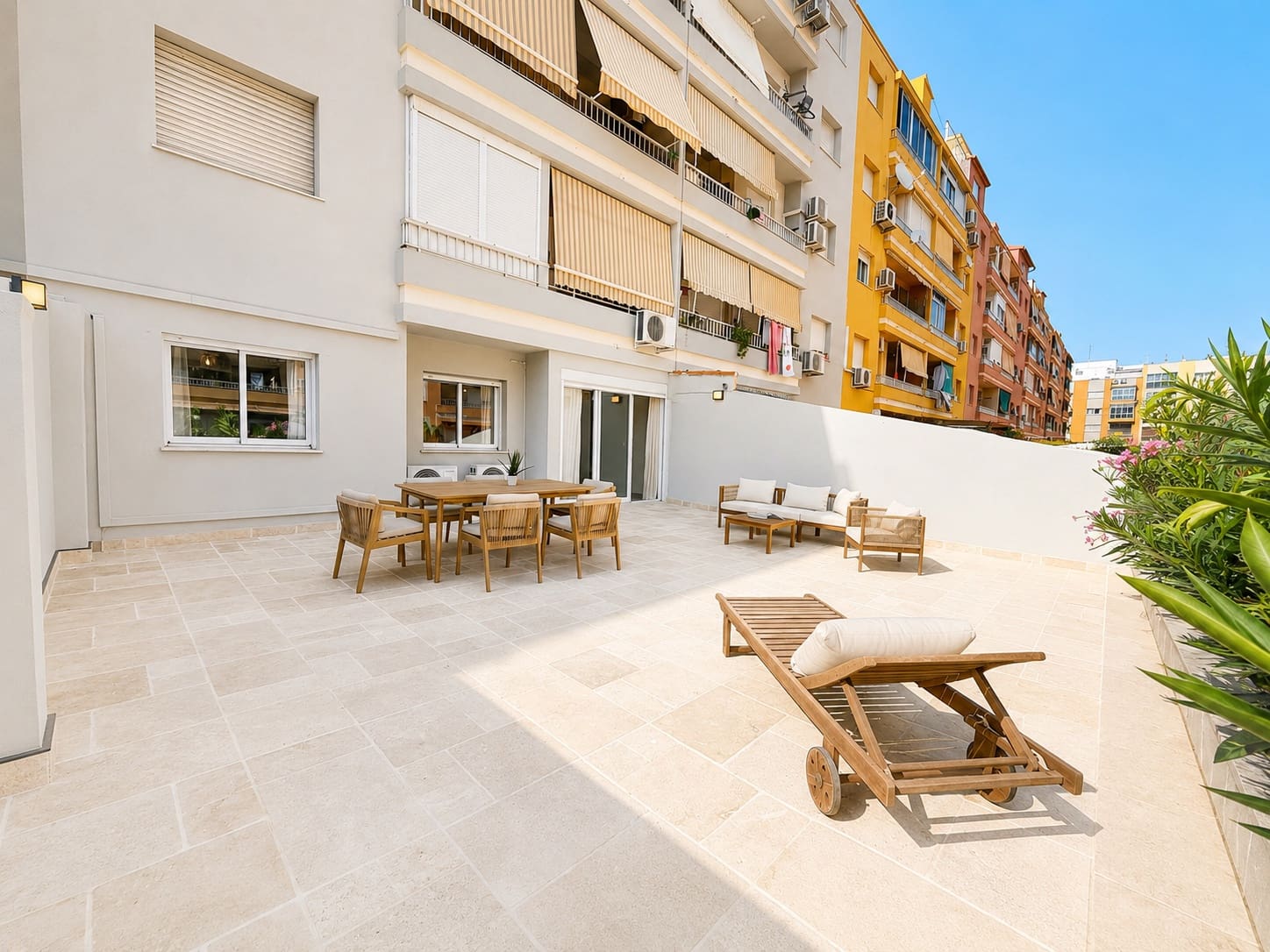 3 slaapkamer Flat te koop in Denia - € 299.000 (Ref: 9996681)