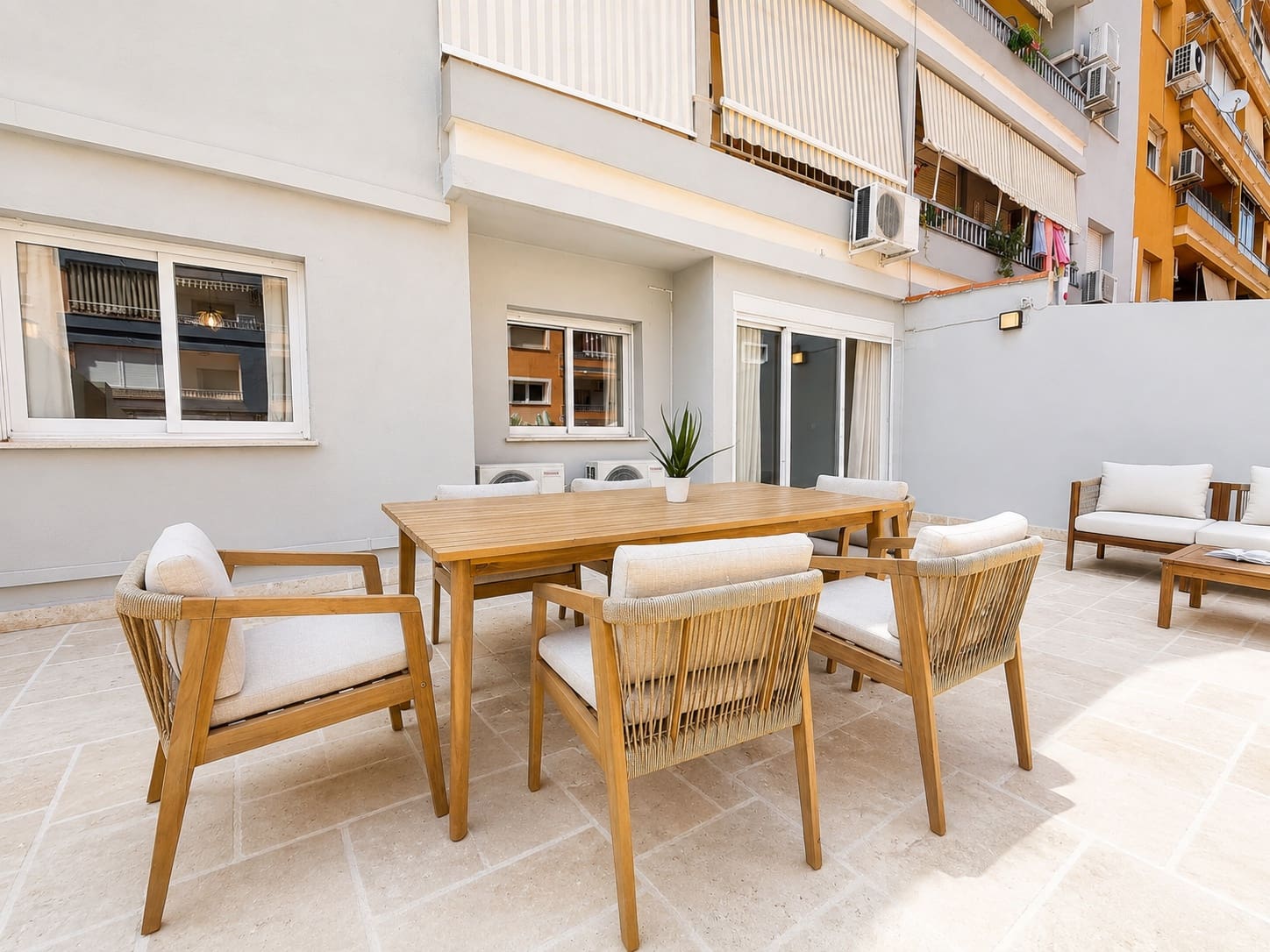 3 slaapkamer Flat te koop in Denia - € 299.000 (Ref: 9996681)
