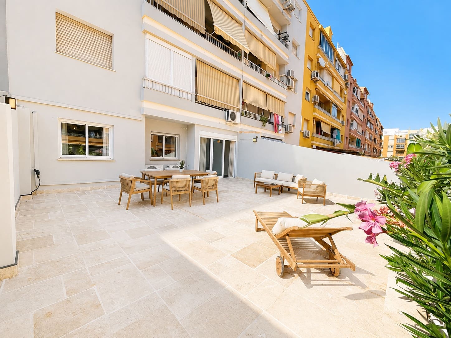 3 slaapkamer Flat te koop in Denia - € 299.000 (Ref: 9996681)